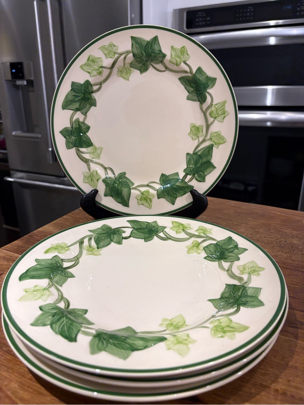 Ivy by Franciscan American Dinner Plates set-4